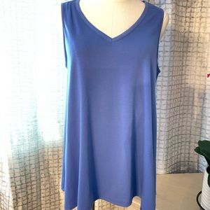 Lularoe V- Neck High Low Tank top in Periwinkle Size Small 6-8
